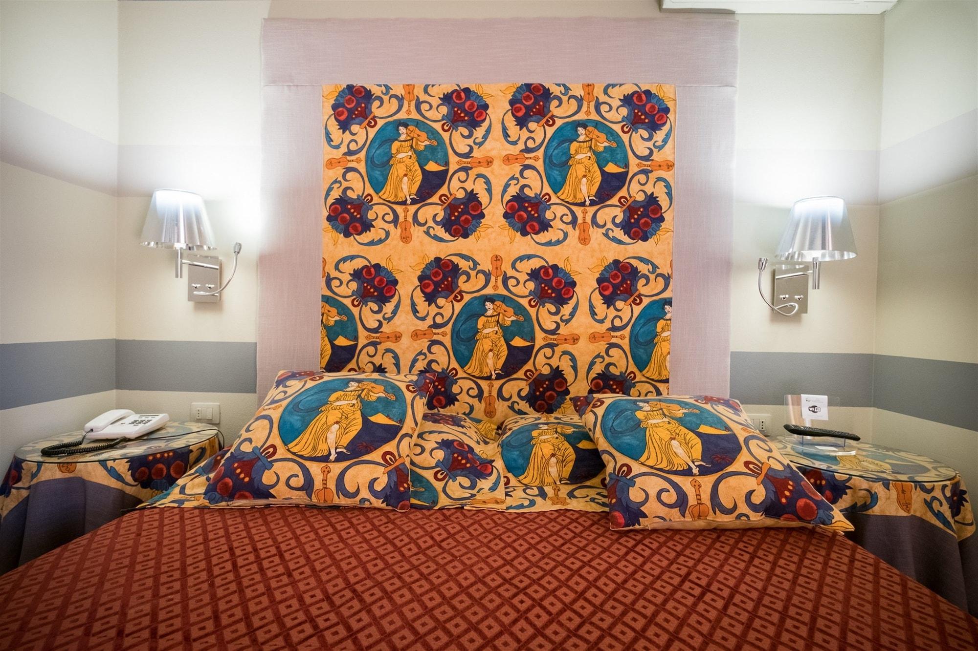 Hotel Villamare Fontane Bianche Buitenkant foto