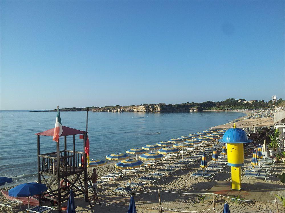 Hotel Villamare Fontane Bianche Buitenkant foto