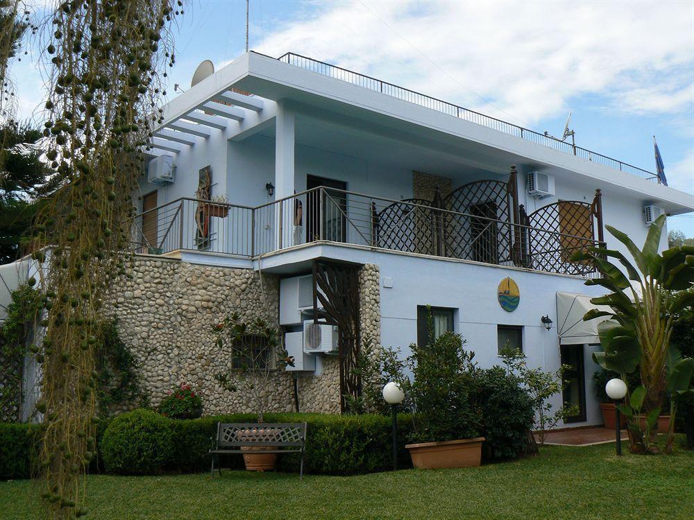 Hotel Villamare Fontane Bianche Buitenkant foto