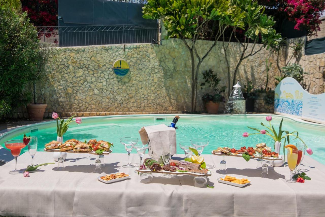 Hotel Villamare Fontane Bianche Buitenkant foto